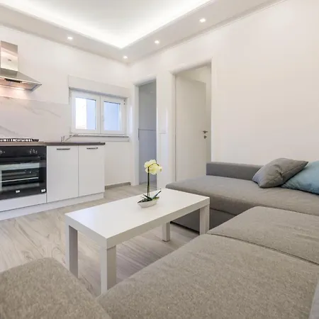 Holiday home Luxurious In *