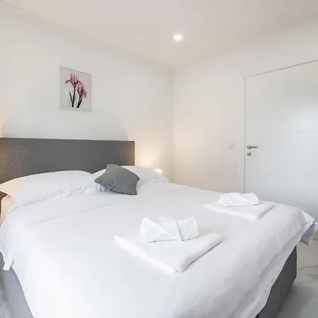 Luxurious In Holiday home